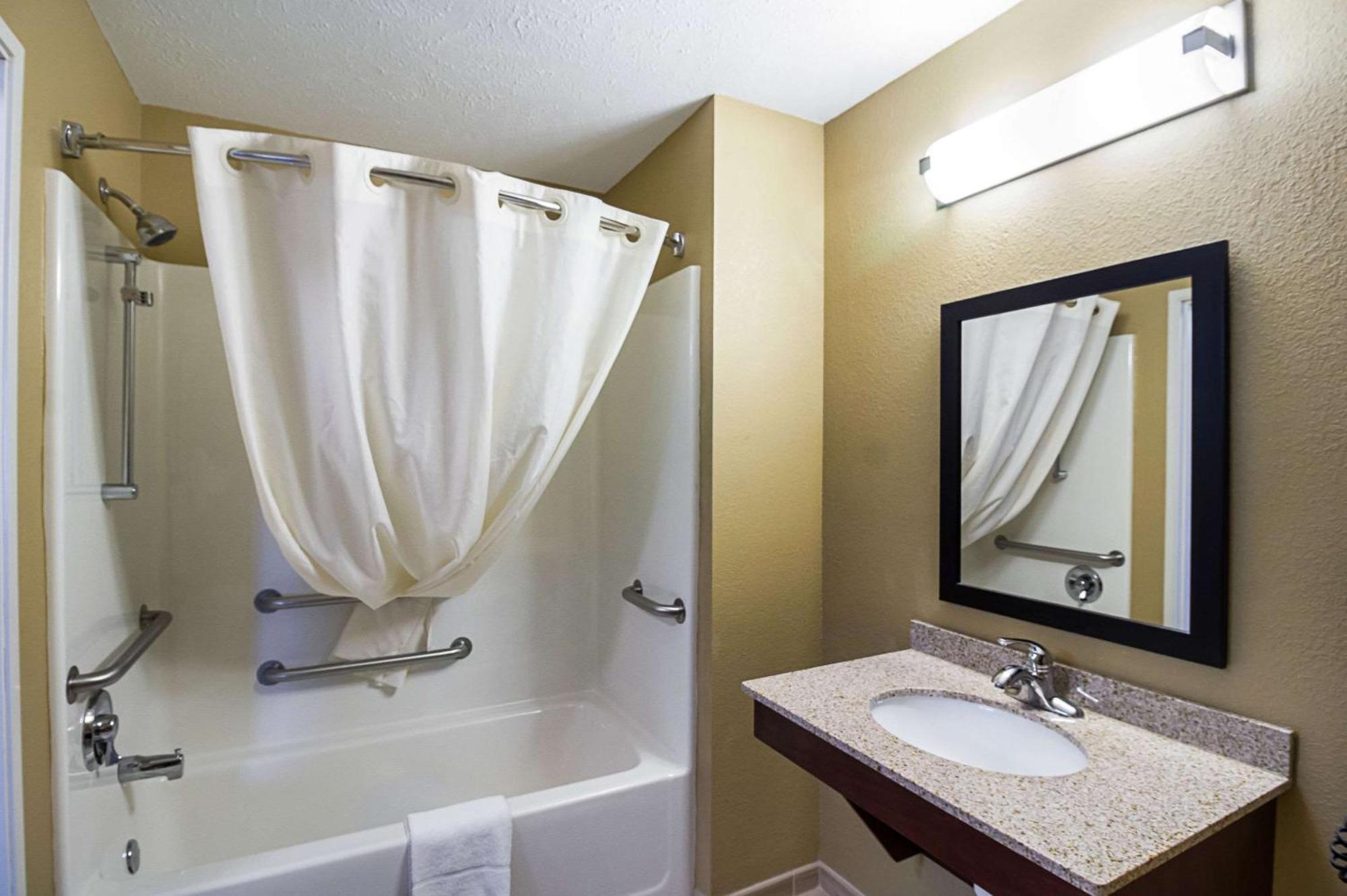 Mainstay Suites Fargo - I-94 Medical Center Exteriér fotografie