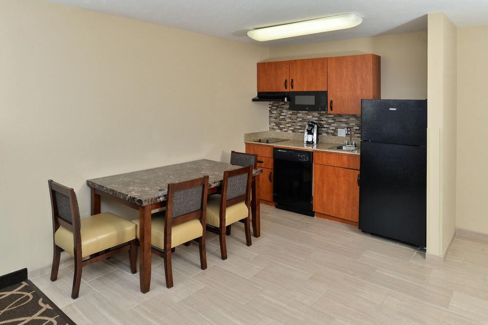 Mainstay Suites Fargo - I-94 Medical Center Exteriér fotografie